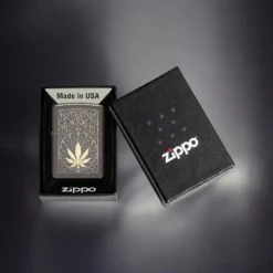 ZIPPO® Cannabis Design Lighter 48384