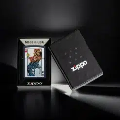 ZIPPO® Queen of Hearts Lighter with Box 48723