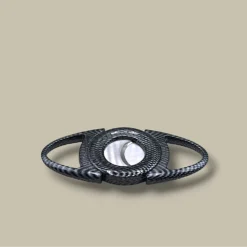 Guillotine Cigar Cutter Carbon Fiber DB-05CF – Front View