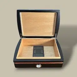 Black Cigar Humidor HM-105B-MT with Red Stitch – Open Interior
