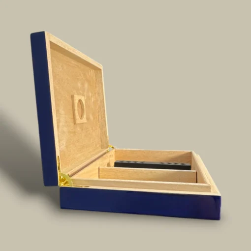 Blue Che Guevara Cigar Humidor HM-115W-BL – Side Open View