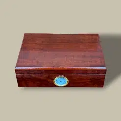 Brown Lacquer Cigar Humidor HM-105B-BR – Top Closed