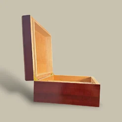 Cherry Wood Cigar Humidor HM-117M-CH – Side Angle