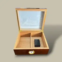 Glass Top Cherry Cigar Humidor HM-118M-CH – Open Interior