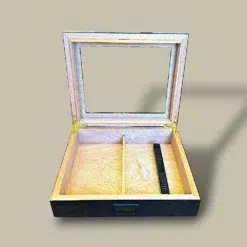 Glass Top Carbon Fiber Cigar Humidor HM-106A-CF – Open