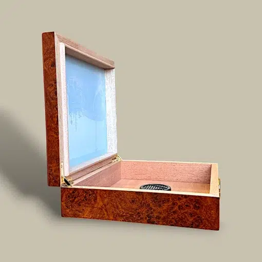 Glass Top Ship Humidor HM-110G-BU – Side Angle