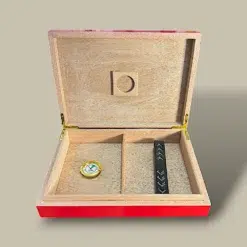 Red Che Guevara Cigar Humidor HM-115W-RD – Open Interior