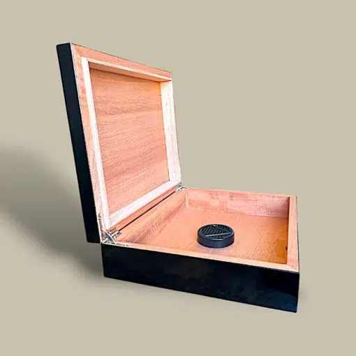 Small Black Cigar Humidor HM-108S-BK – Side Angle Open