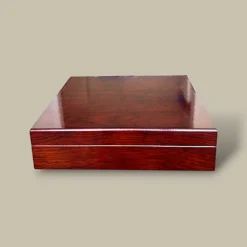 Small Cigar Humidor Brown HM-106S-BR – Front View