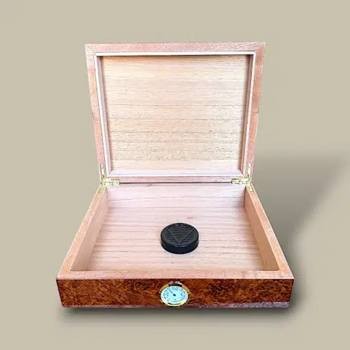 Small Burlwood Cigar Humidor HM-113S-BU – Open Interior