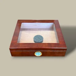 Small Cigar Humidor HM-26A-BR – Front View