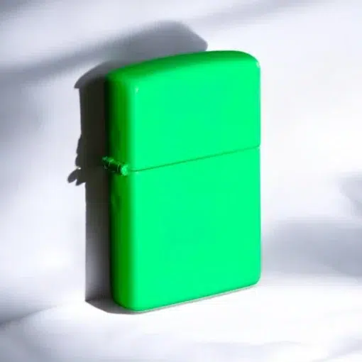 ZIPPO® Glow In The Dark with Box 49193