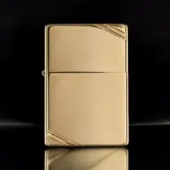 ZIPPO® Vintage High Polish Brass 270