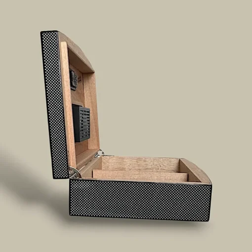 Side Angle – Gloss Carbon Fiber Humidor