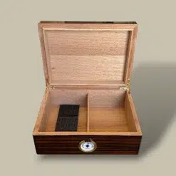 Humidor Interior – Spanish Cedar – Divider and Humidifier