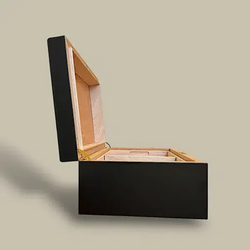 Black Gloss Humidor – Side View Open – 75 Cigars