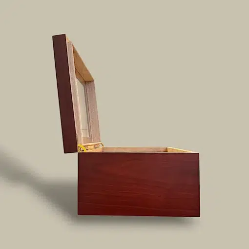 Cherry Humidor Side View – Lid Open – Glass Top – 80 Cigars
