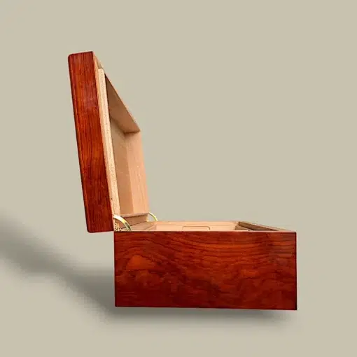 Side Profile of Glossy Brown Humidor – HM-213L-BR